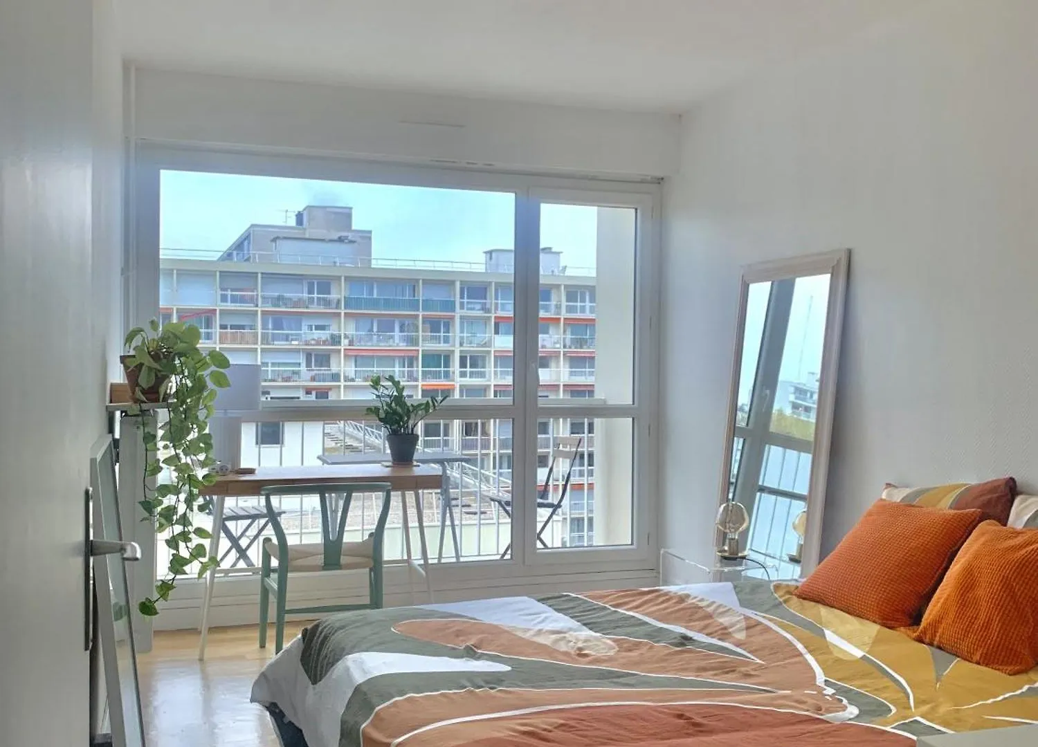 Homestay szállás Chambre Tout Confort, Spacieuse, Calme Et Lumineuse Avec Balcon Apartman Párizs
